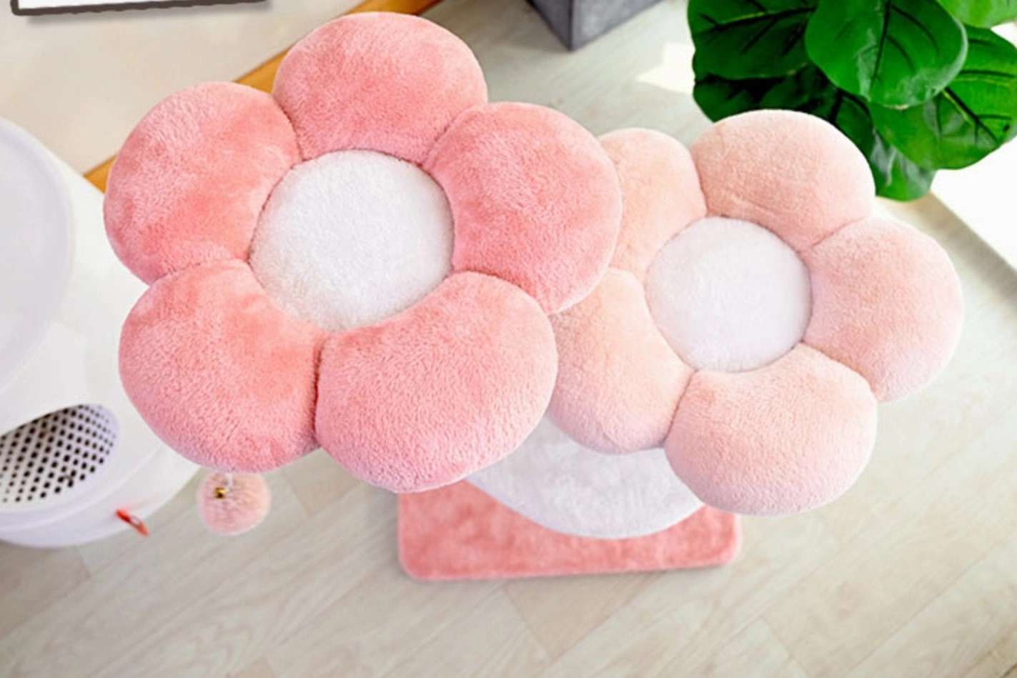 Large Cherry Blossom Pink Cat Carpet Tower - Flower cushions